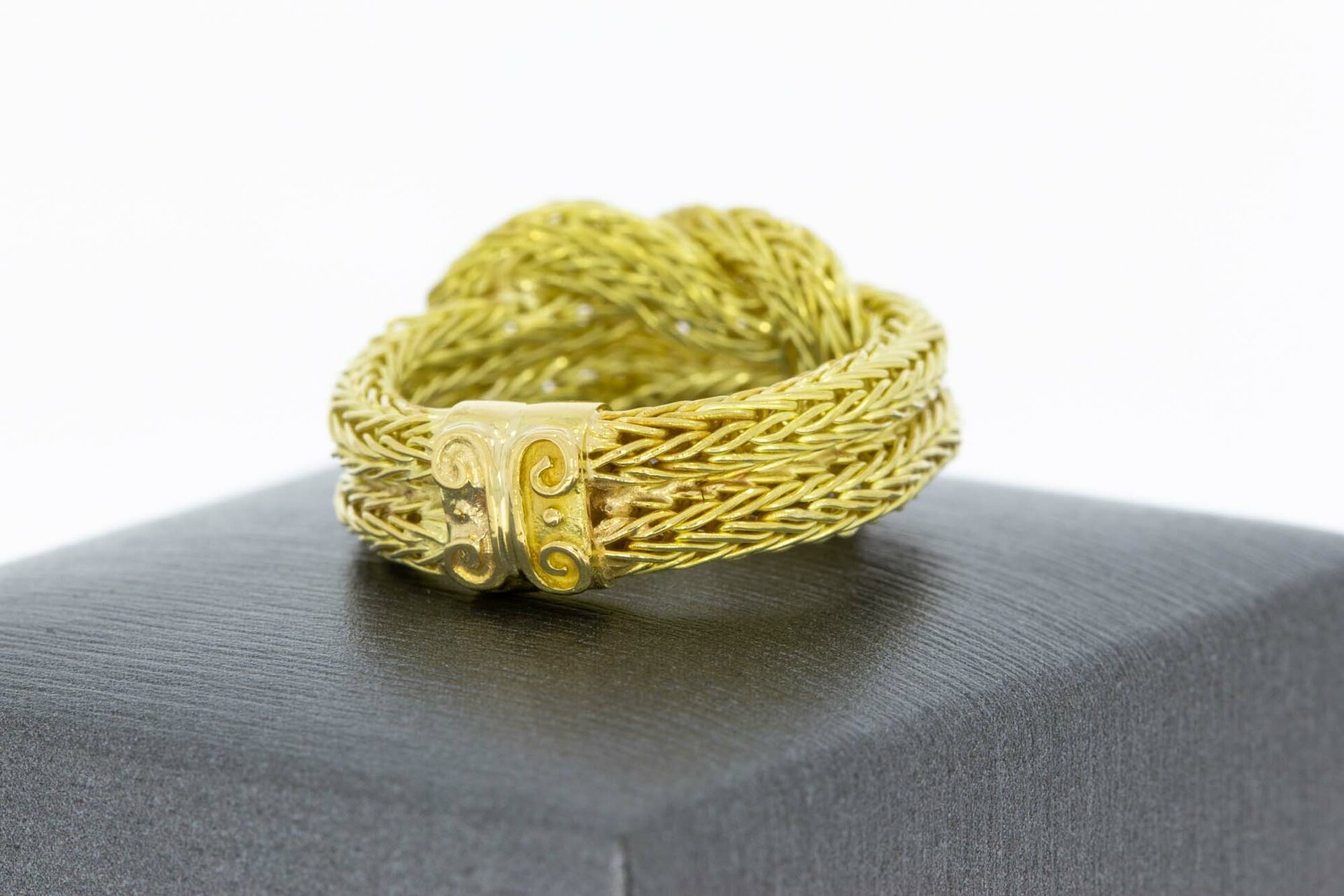 Gouden statementring dames 18 karaat - 17,6 mm