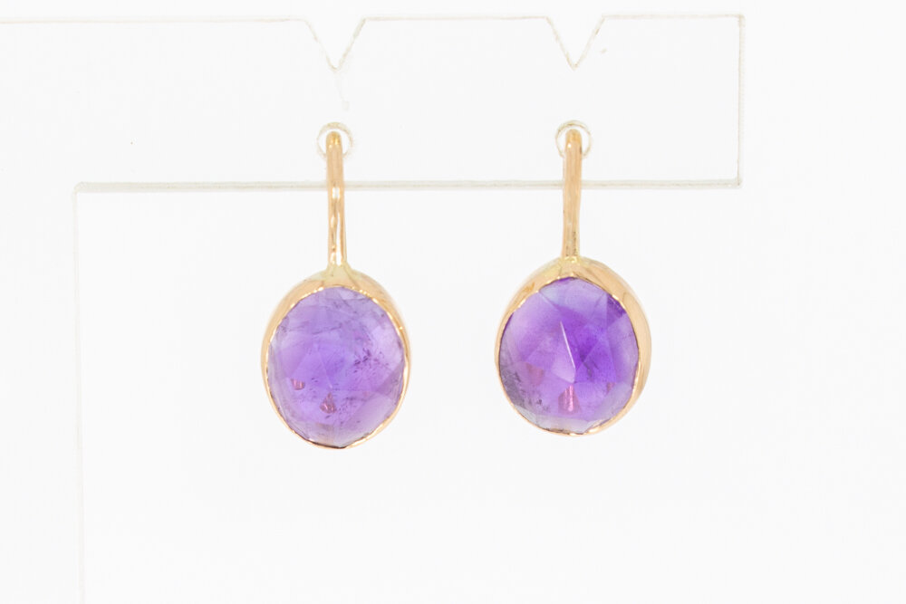 Ros&eacute;gouden oorhangers dames 14 karaat met amethist - 1,8 cm