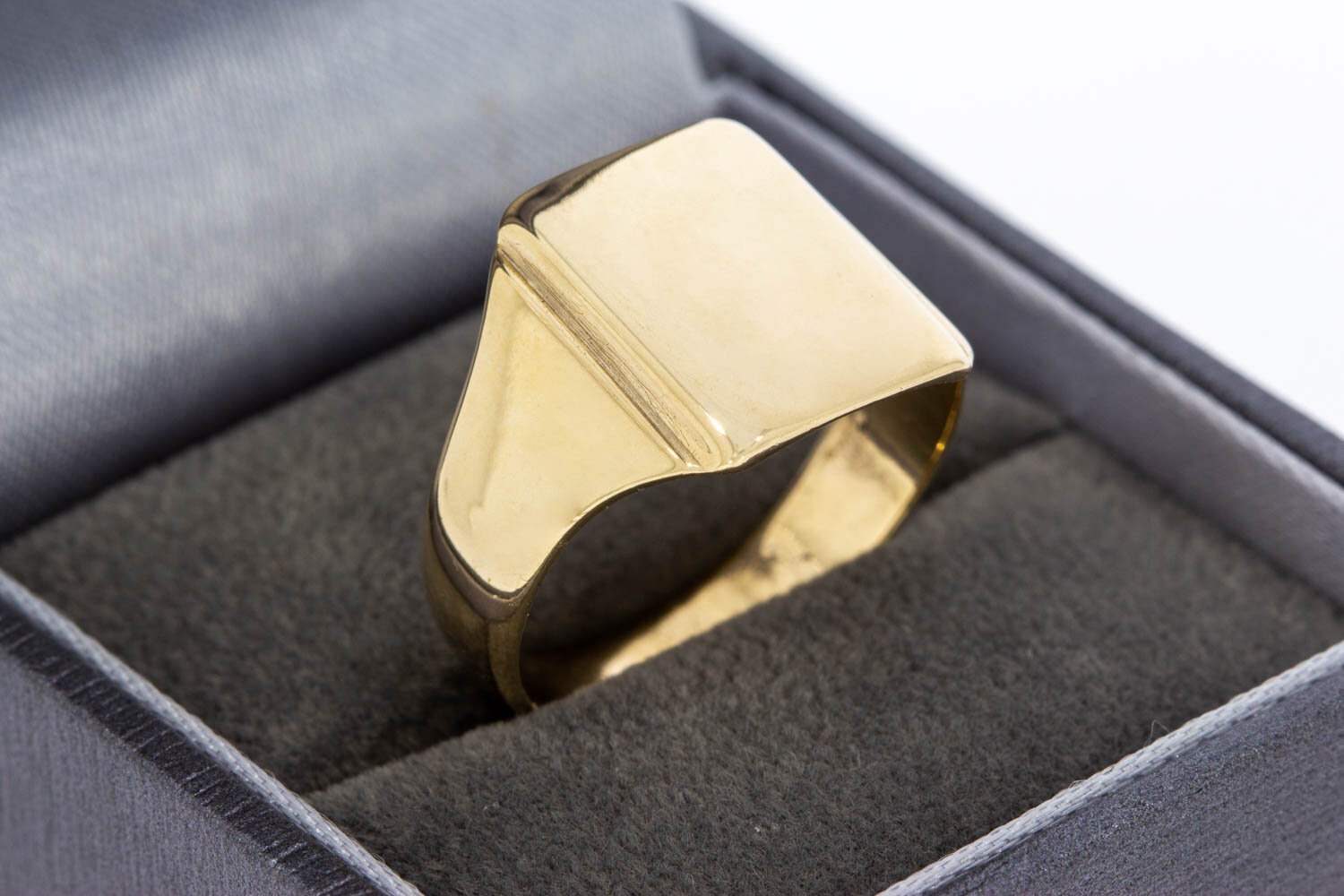 Gouden zegelring heren 14 karaat - 19,5 mm