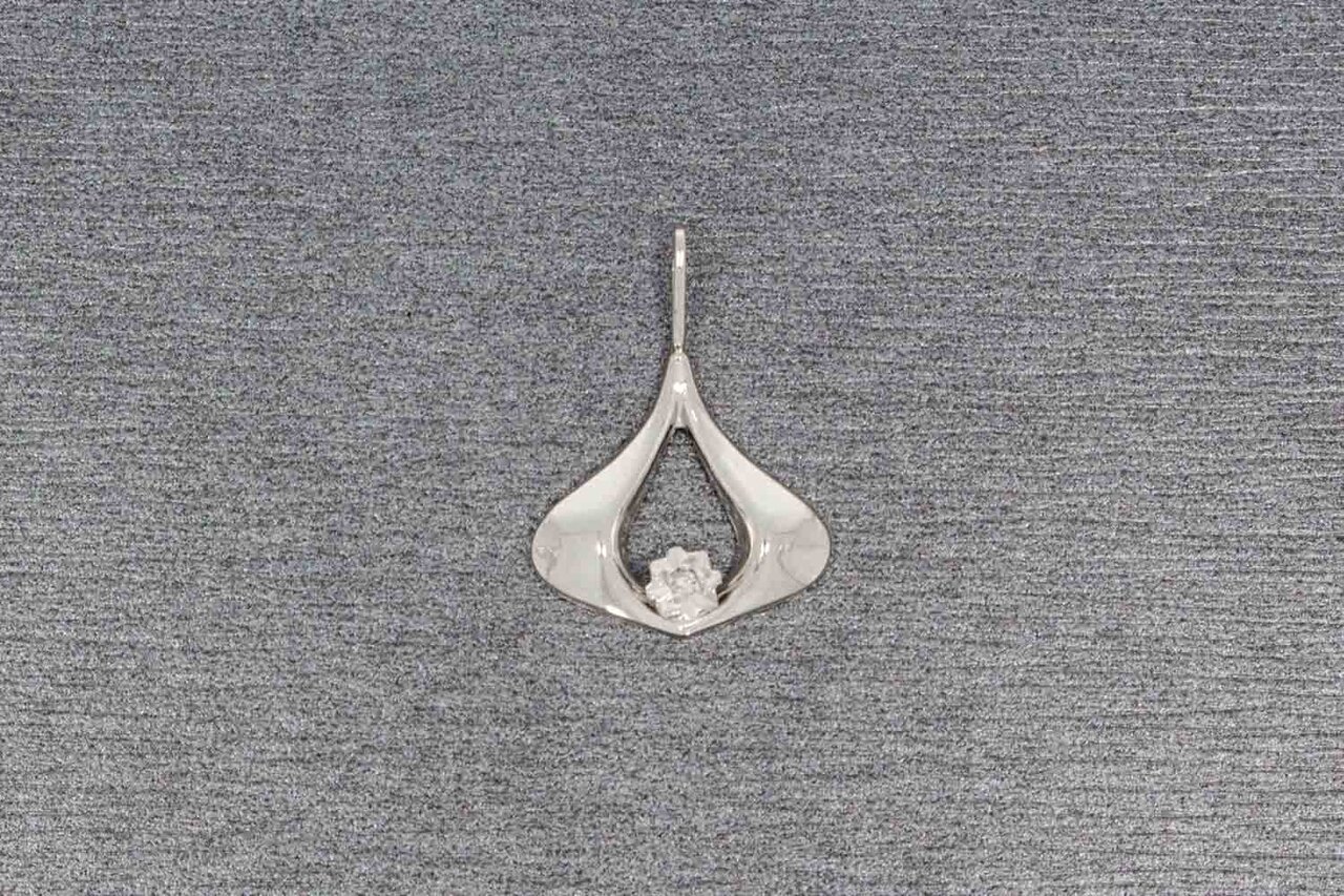 Witgouden hanger 14 karaat met diamant