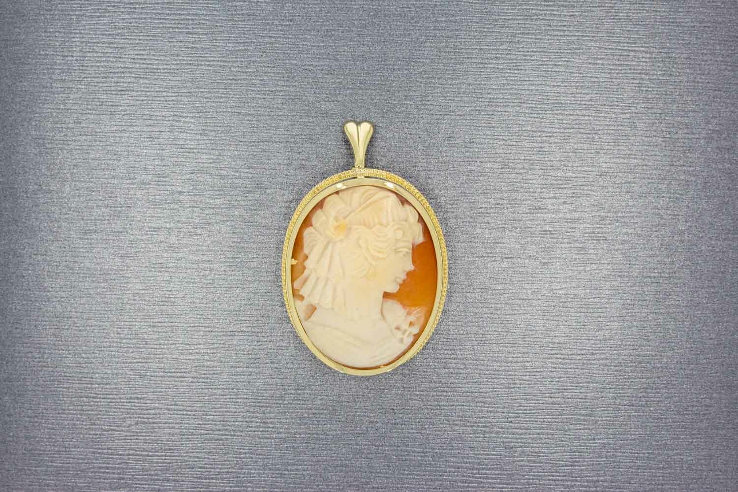 Vintage gouden camee hanger dames 14 karaat - 3,7 cm