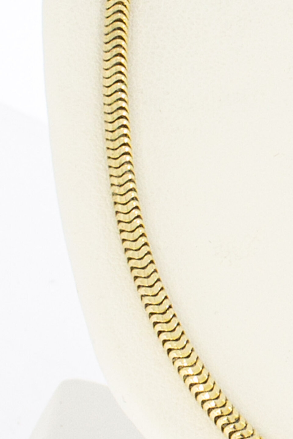 Gouden slangencollier 14 karaat - 42 cm