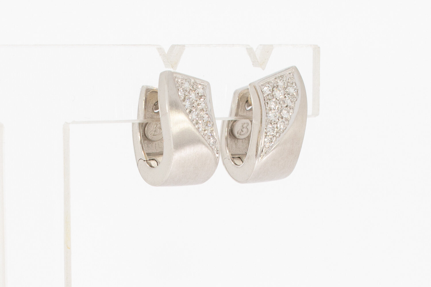 14 karaat witgouden oorclips met diamant  1,5 cm
