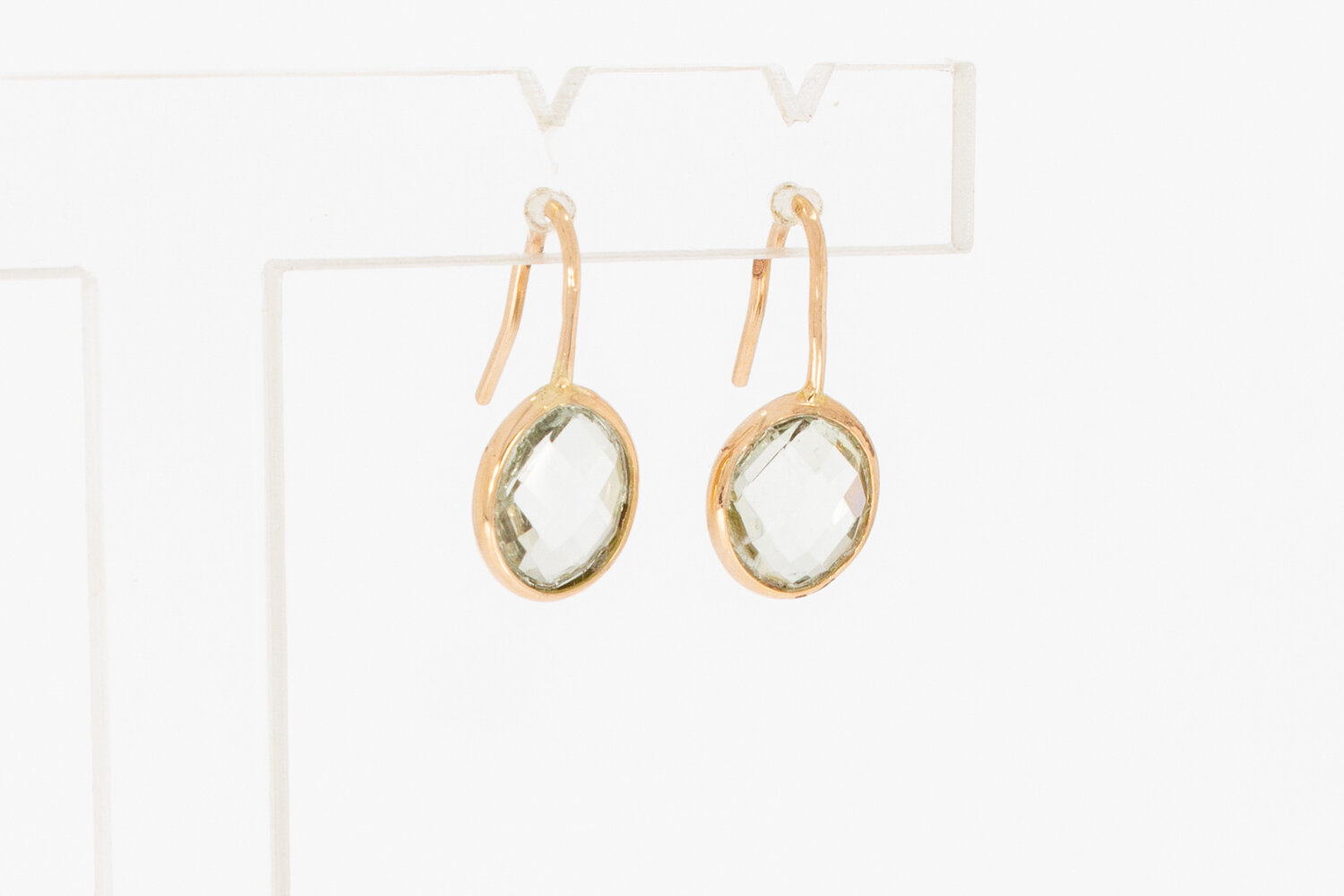14 karaat ros&eacute;gouden oorhangers met prasioliet  2 cm