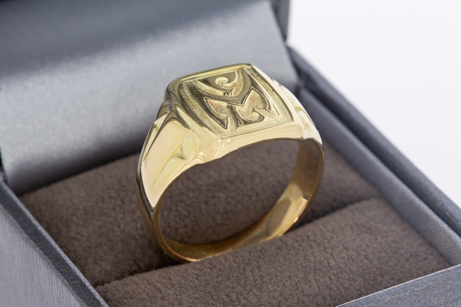 14 karaat geelgouden statement herenring 19,8 mm