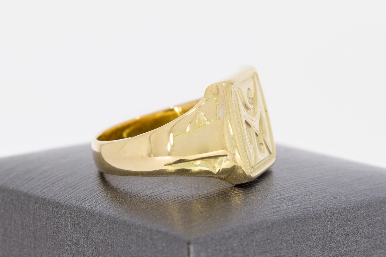 14 karaat geelgouden statement herenring 19,8 mm