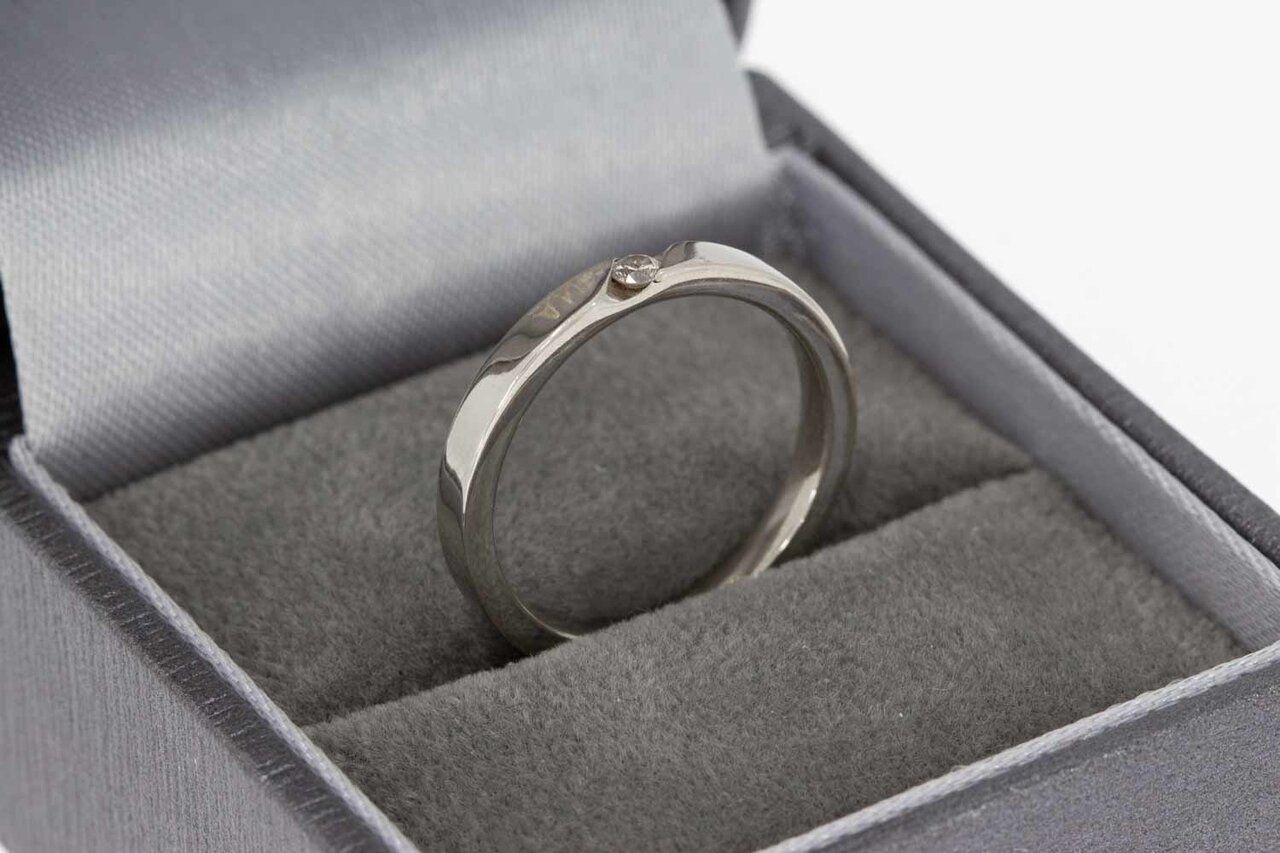 Witgouden solitairring dames 18 karaat met diamant - 16,1 mm