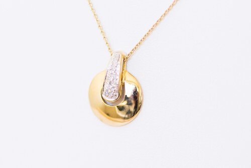Gouden hanger dames 18 karaat met diamant