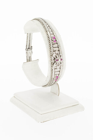 18 Karaat witgouden armband met roze Saffier- 19,3 cm