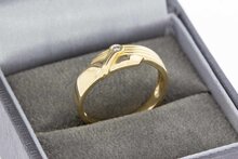 14 Karaat gouden ring gezet met diamant (diameter 17,5 mm)
