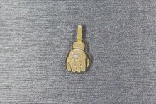 Gouden Vuist hanger 14 karaat - lengte 1,6 cm