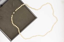 Parel ketting met witgouden sluiting - 73 cm