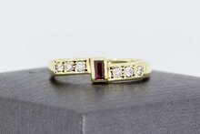 14 karaat Robijn ring met Diamant - 17,6 mm