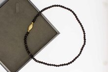 Granaatketting met gouden sluiting - 49 cm