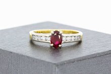 18 Karaat Robijn ring met diamant - 16,8 mm