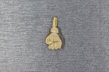 Gouden Vuist hanger 14 karaat - lengte 1,6 cm