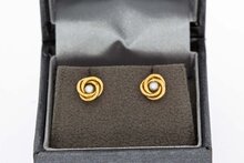 14 karaat gouden Parel oorknopjes - 0,7 cm