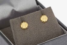 14 karaat gouden bol oorknopjes - 0,6 mm
