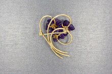 Vintage broche met bloemgeslepen amethyst - 3,8 cm