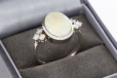 18 Karaat gouden Opaalring met Diamant