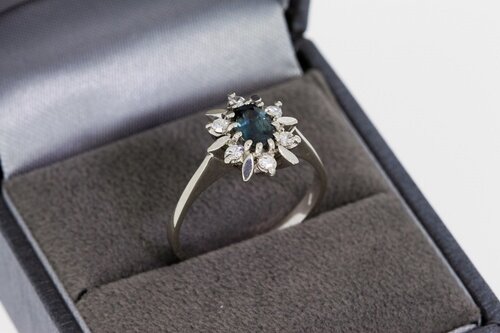 18 Karaat gouden Edelsteen ring dames - 16,5 mm