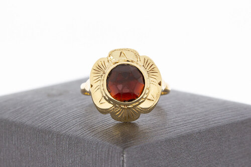 Granaat ring 14 karaat goud - 17,2  mm