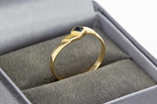 14 Karaat ring met Saffier - 16,5 mm