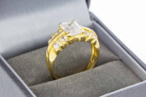 14 Karaat ring met Zirkonia - 17,8 mm