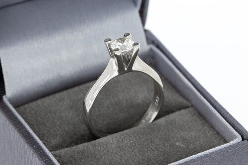 14 Karaat gouden Solitairring - 17,8 mm