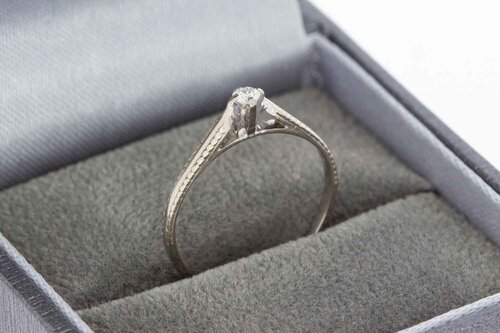 18 Karaat gouden dames diamantring - 16 mm