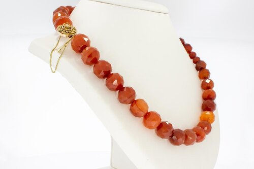 Carneolen ketting met gouden sluiting - 51 cm