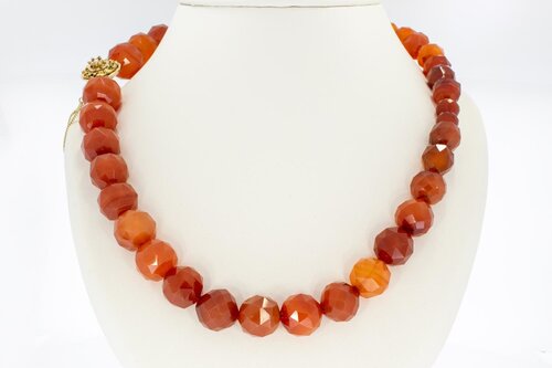 Carneolen ketting met gouden sluiting - 51 cm
