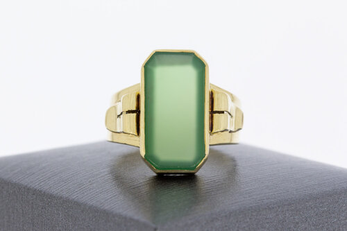14 karaat geelgouden vintage ring met jade  19 mm