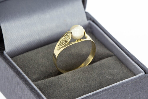 Gouden pinkring dames met parel 14 karaat - 16,9 mm