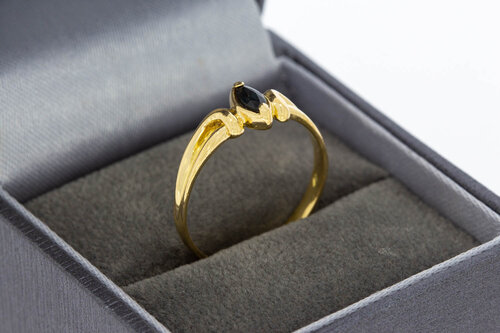 Gouden entourage ring dames 18 karaat met saffier - 17,8 mm