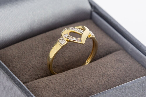 14 karaat gouden hartjesring  15,8 mm