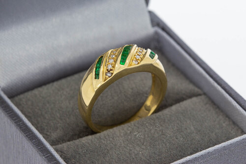 18 karaat Smaragd ring met diamant circa 0.12 ct - 16,8 mm