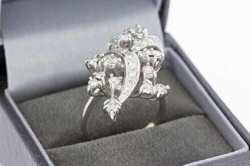 18 karaat  dames ring met ca 1.13 ct diamant - 17,2 mm